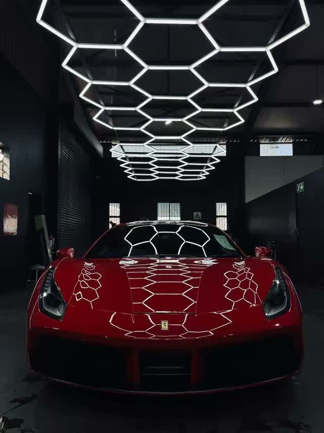Ferrari 488 GTB detail